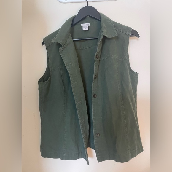 Green Vest - Picture 1 of 5